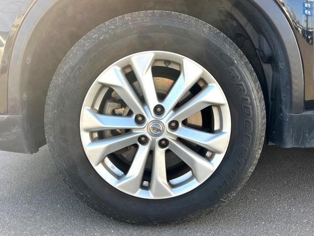 エクストレイル ２０Ｘ　エマージェンシーブレーキパッケージ　４ＷＤ　全周囲カメラ　ドラレコ　スマートキー　ＬＥＤヘッド　ＥＴＣ　クルコン　純正１７インチアルミ　オートライト　オートエアコン　Ｂｌｕｅｔｏｏｔｈ　ＣＤ　地デジ（57枚目）