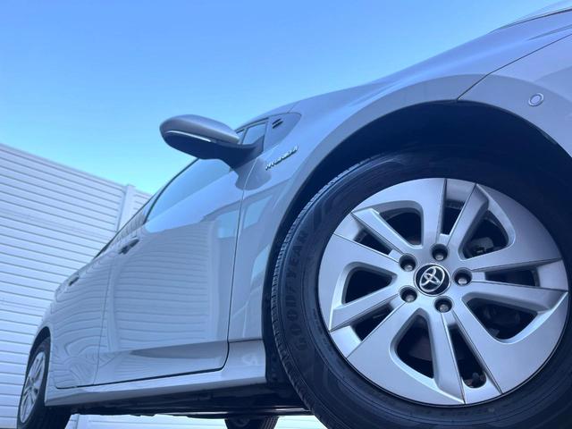 プリウス Ｓセーフティプラス　純正ＳＤナビ　バックカメラ　衝突被害軽減システム　レーダークルーズ　禁煙車　スマートキー　ＬＥＤヘッド　ビルトインＥＴＣ　純正１５インチアルミ　オートハイビーム　車線逸脱警報　オートライト（13枚目）