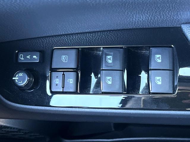 プリウス Ｓセーフティプラス　純正ＳＤナビ　バックカメラ　衝突被害軽減システム　レーダークルーズ　禁煙車　スマートキー　ＬＥＤヘッド　ビルトインＥＴＣ　純正１５インチアルミ　オートハイビーム　車線逸脱警報　オートライト（33枚目）