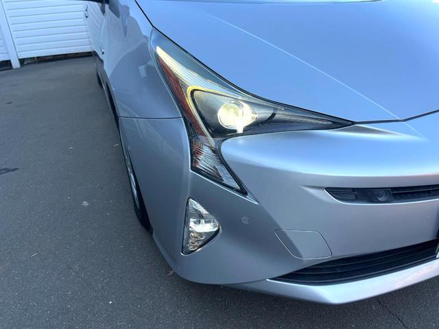 プリウス Ｓセーフティプラス　純正ＳＤナビ　バックカメラ　衝突被害軽減システム　レーダークルーズ　禁煙車　スマートキー　ＬＥＤヘッド　ビルトインＥＴＣ　純正１５インチアルミ　オートハイビーム　車線逸脱警報　オートライト（46枚目）