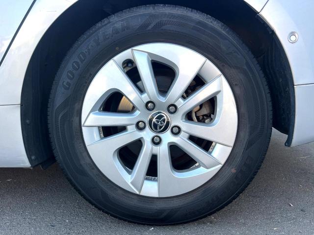 プリウス Ｓセーフティプラス　純正ＳＤナビ　バックカメラ　衝突被害軽減システム　レーダークルーズ　禁煙車　スマートキー　ＬＥＤヘッド　ビルトインＥＴＣ　純正１５インチアルミ　オートハイビーム　車線逸脱警報　オートライト（52枚目）