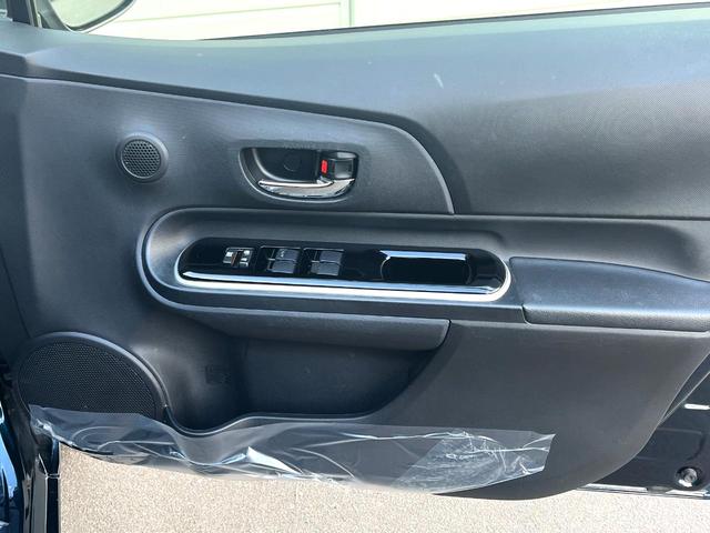 アクア G SDナビ バックカメラ 衝突被害軽減システム ドラレコ スマートキー LEDヘッド ビルトインETC クルコン オートハイビーム 車線逸脱警報 オートライト オートエアコン Bluetooth(39枚目)