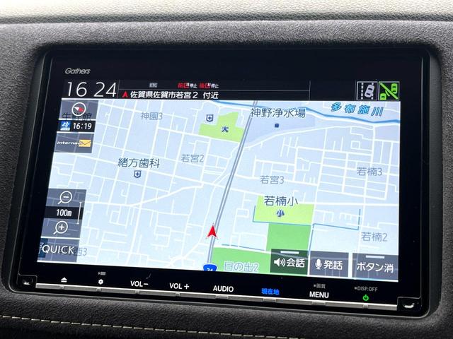 ヴェゼル ハイブリッドRS・ホンダセンシング 純正SDナビ 全周囲カメラ 衝突被害軽減システム レーダークルーズ 禁煙車 ハーフレザーシート ドラレコ スマートキー LEDヘッド ビルトインETC 純正15インチアルミ 車線逸脱警報(3枚目)