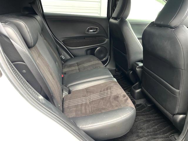 ヴェゼル ハイブリッドRS・ホンダセンシング 純正SDナビ 全周囲カメラ 衝突被害軽減システム レーダークルーズ 禁煙車 ハーフレザーシート ドラレコ スマートキー LEDヘッド ビルトインETC 純正15インチアルミ 車線逸脱警報(39枚目)