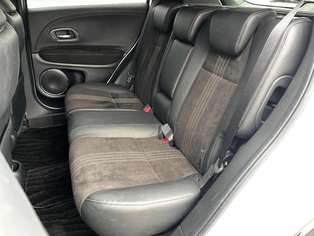 ヴェゼル ハイブリッドRS・ホンダセンシング 純正SDナビ 全周囲カメラ 衝突被害軽減システム レーダークルーズ 禁煙車 ハーフレザーシート ドラレコ スマートキー LEDヘッド ビルトインETC 純正15インチアルミ 車線逸脱警報(41枚目)