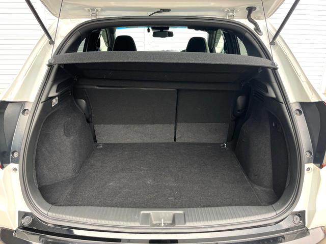 ヴェゼル ハイブリッドRS・ホンダセンシング 純正SDナビ 全周囲カメラ 衝突被害軽減システム レーダークルーズ 禁煙車 ハーフレザーシート ドラレコ スマートキー LEDヘッド ビルトインETC 純正15インチアルミ 車線逸脱警報(43枚目)