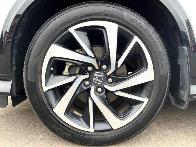 ヴェゼル ハイブリッドRS・ホンダセンシング 純正SDナビ 全周囲カメラ 衝突被害軽減システム レーダークルーズ 禁煙車 ハーフレザーシート ドラレコ スマートキー LEDヘッド ビルトインETC 純正15インチアルミ 車線逸脱警報(49枚目)