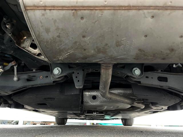 プリウス Sセーフティプラス 純正SDナビ バックカメラ 衝突被害軽減システム レーダークルーズ 禁煙車 ドラレコ スマートキー LEDヘッド ビルトインETC 純正15インチアルミ オートハイビーム 車線逸脱警報 オートライト(19枚目)