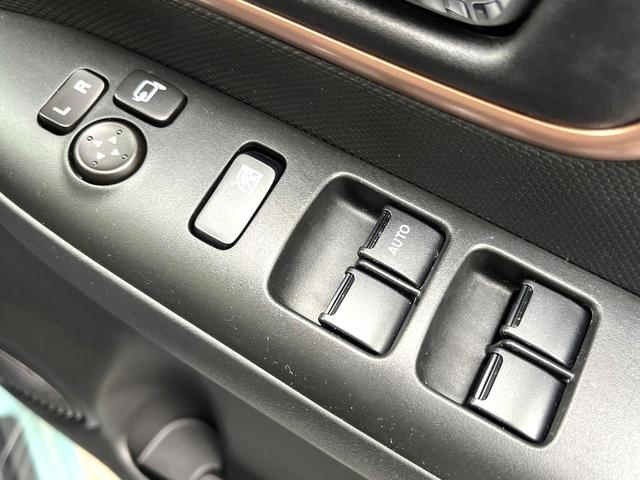 ワゴンRスマイル ハイブリッドX 両側電動ドア 全周囲カメラ 衝突被害軽減システム 禁煙車 シートヒーター スマートキー LEDヘッド 車線逸脱警報 オートライト オートエアコン Bluetooth CD 地デジ LEDフォグ(27枚目)