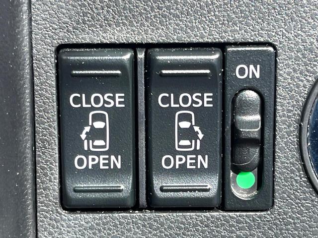 タント Ｘ　ＶＳ　ＳＡＩＩＩ　両側電動ドア　純正ＳＤナビ　全周囲カメラ　衝突被害軽減システム　禁煙車　シートヒーター　ドラレコ　スマートキー　ＬＥＤヘッド　ＥＴＣ　純正１４インチアルミ　オートハイビーム　オートライト（4枚目）