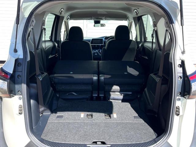 シエンタ Ｇ　両側電動ドア　ＳＤナビ　バックカメラ　衝突被害軽減システム　スマートキー　ビルトインＥＴＣ　車線逸脱警報　オートライト　オートエアコン　Ｂｌｕｅｔｏｏｔｈ　ＣＤ　ＤＶＤ再生　地デジ（10枚目）