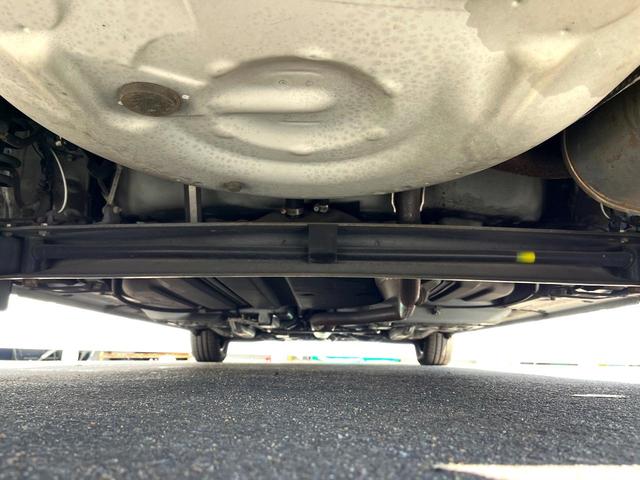 シエンタ Ｇ　両側電動ドア　ＳＤナビ　バックカメラ　衝突被害軽減システム　スマートキー　ビルトインＥＴＣ　車線逸脱警報　オートライト　オートエアコン　Ｂｌｕｅｔｏｏｔｈ　ＣＤ　ＤＶＤ再生　地デジ（19枚目）