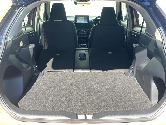 ヤリスクロス ハイブリッドＧ　全周囲カメラ　衝突被害軽減システム　レーダークルーズ　禁煙車　ドラレコ　スマートキー　ＬＥＤヘッド　ビルトインＥＴＣ　純正１６インチアルミ　車線逸脱警報　オートライト　オートエアコン（10枚目）