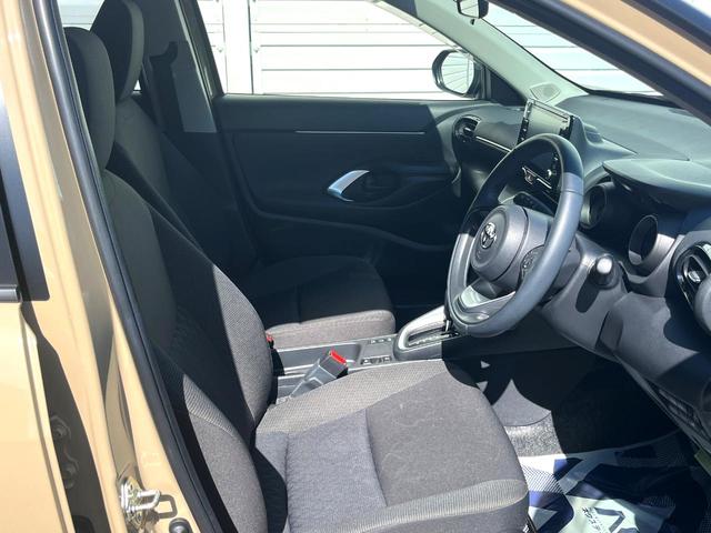 ヤリスクロス ハイブリッドＧ　全周囲カメラ　衝突被害軽減システム　レーダークルーズ　禁煙車　ドラレコ　スマートキー　ＬＥＤヘッド　ビルトインＥＴＣ　純正１６インチアルミ　車線逸脱警報　オートライト　オートエアコン（35枚目）