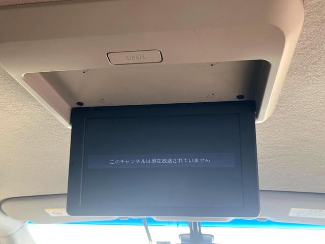 セレナ ハイウェイスター　Ｖセレ＋セーフティＩＩ　ＳＨＶ　両側電動ドア　純正ＳＤナビ　全周囲カメラ　衝突被害軽減システム　禁煙車　ドラレコ　スマートキー　ＬＥＤヘッド　ビルトインＥＴＣ　クルコン　純正１６インチアルミ　車線逸脱警報　オートライト（6枚目）