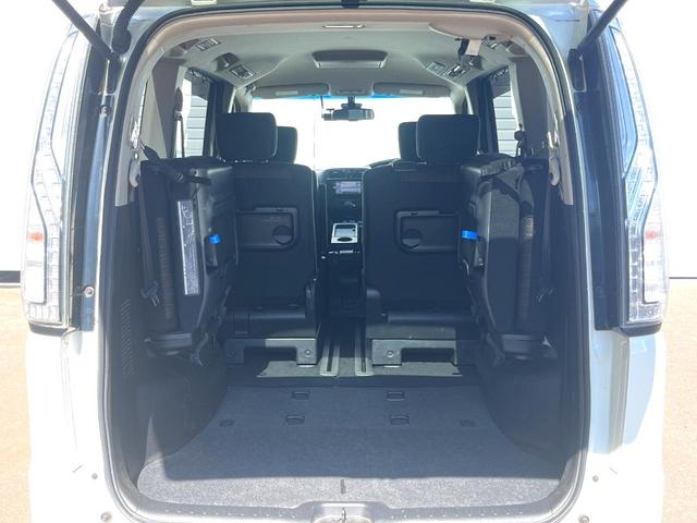 セレナ ハイウェイスター　Ｖセレ＋セーフティＩＩ　ＳＨＶ　両側電動ドア　純正ＳＤナビ　全周囲カメラ　衝突被害軽減システム　禁煙車　ドラレコ　スマートキー　ＬＥＤヘッド　ビルトインＥＴＣ　クルコン　純正１６インチアルミ　車線逸脱警報　オートライト（10枚目）