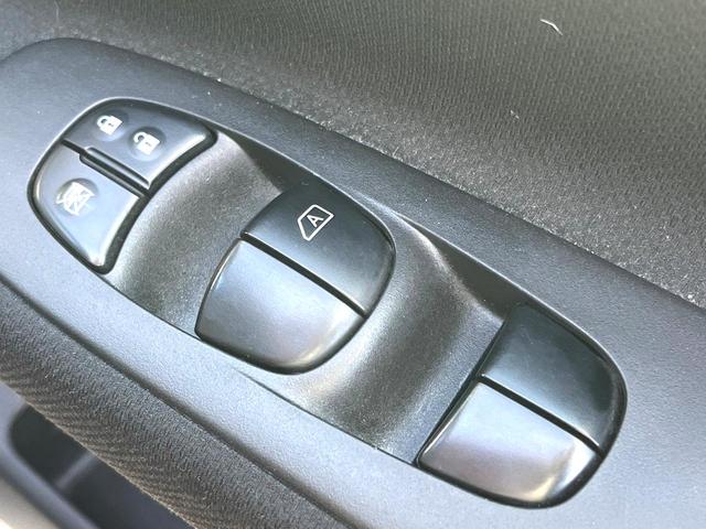 セレナ ハイウェイスター　Ｖセレ＋セーフティＩＩ　ＳＨＶ　両側電動ドア　純正ＳＤナビ　全周囲カメラ　衝突被害軽減システム　禁煙車　ドラレコ　スマートキー　ＬＥＤヘッド　ビルトインＥＴＣ　クルコン　純正１６インチアルミ　車線逸脱警報　オートライト（34枚目）