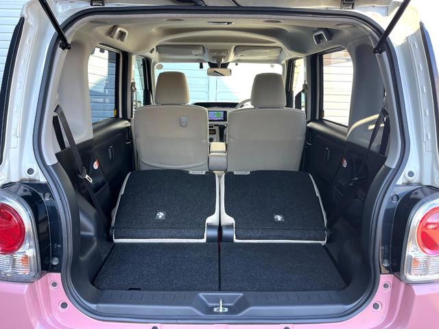 ���ڃV�[�g�͑O��X���C�h���\�ł��B���ɉ�����Α������L������������A�O�ɋl�߂�Α傫�ȃ��Q�b�W�X�y�[�X���m�ۂł��܂��B�V�[���ɉ����Ďg�������ł��邩��Ƃ��Ă��֗��ł���