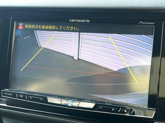 アクア Ｘ－アーバン　ＳＤナビ　バックカメラ　禁煙車　スマートキー　ＬＥＤヘッド　純正１６インチアルミ　オートライト　オートエアコン　Ｂｌｕｅｔｏｏｔｈ　ＣＤ　ＤＶＤ再生　地デジ　ＬＥＤフォグ（4枚目）