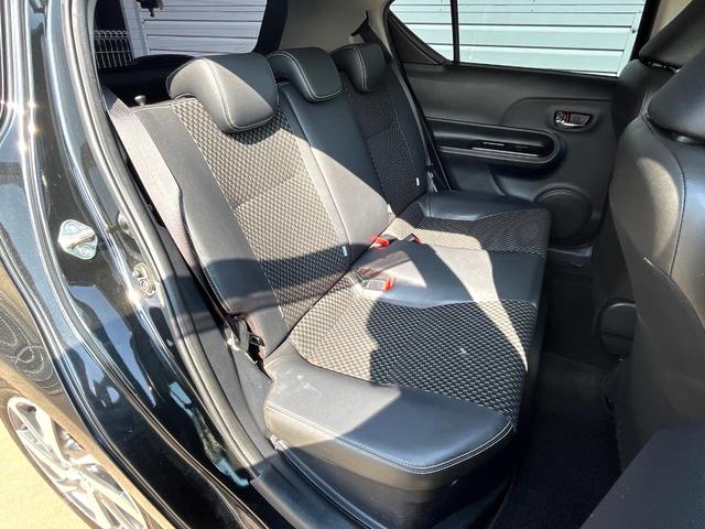 アクア Ｘ－アーバン　ＳＤナビ　バックカメラ　禁煙車　スマートキー　ＬＥＤヘッド　純正１６インチアルミ　オートライト　オートエアコン　Ｂｌｕｅｔｏｏｔｈ　ＣＤ　ＤＶＤ再生　地デジ　ＬＥＤフォグ（10枚目）