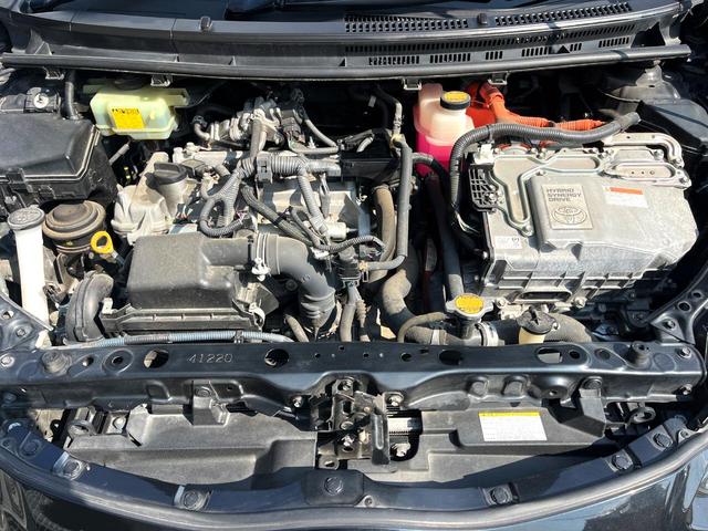 アクア Ｘ－アーバン　ＳＤナビ　バックカメラ　禁煙車　スマートキー　ＬＥＤヘッド　純正１６インチアルミ　オートライト　オートエアコン　Ｂｌｕｅｔｏｏｔｈ　ＣＤ　ＤＶＤ再生　地デジ　ＬＥＤフォグ（18枚目）