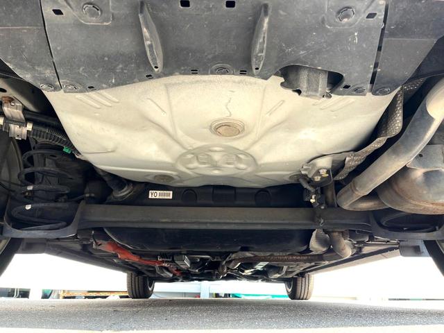 アクア Ｘ－アーバン　ＳＤナビ　バックカメラ　禁煙車　スマートキー　ＬＥＤヘッド　純正１６インチアルミ　オートライト　オートエアコン　Ｂｌｕｅｔｏｏｔｈ　ＣＤ　ＤＶＤ再生　地デジ　ＬＥＤフォグ（19枚目）