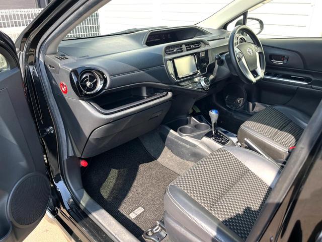 アクア Ｘ－アーバン　ＳＤナビ　バックカメラ　禁煙車　スマートキー　ＬＥＤヘッド　純正１６インチアルミ　オートライト　オートエアコン　Ｂｌｕｅｔｏｏｔｈ　ＣＤ　ＤＶＤ再生　地デジ　ＬＥＤフォグ（35枚目）