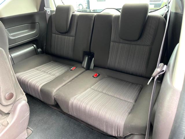 フリードハイブリッド ハイブリッド・Ｇホンダセンシング　両側電動ドア　ＳＤナビ　バックカメラ　衝突被害軽減システム　レーダークルーズ　ドラレコ　コーナーセンサー　スマートキー　ＬＥＤヘッド　ビルトインＥＴＣ　車線逸脱警報　オートライト　オートエアコン（42枚目）