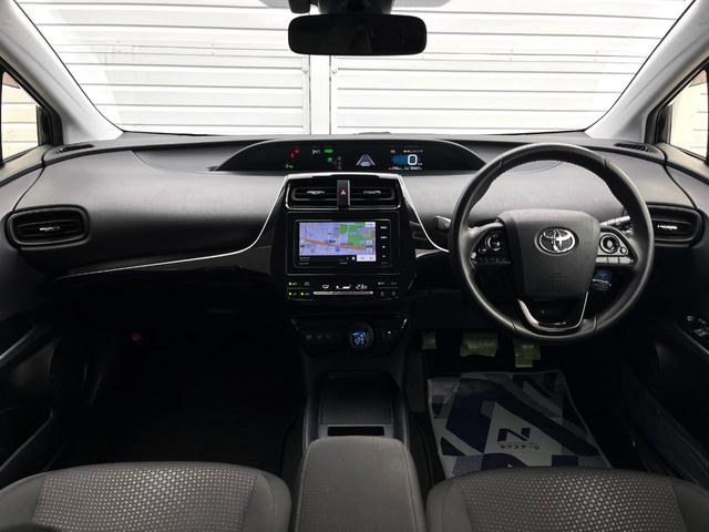 プリウス Ｓ　ＳＤナビ　バックカメラ　レーダークルーズ　コーナーセンサー　ＬＥＤヘッド　ＥＴＣ　純正１５インチアルミ　車線逸脱警報　オートライト　オートエアコン　ＣＤ　ＤＶＤ再生　フルセグ　ＬＥＤフォグ（2枚目）