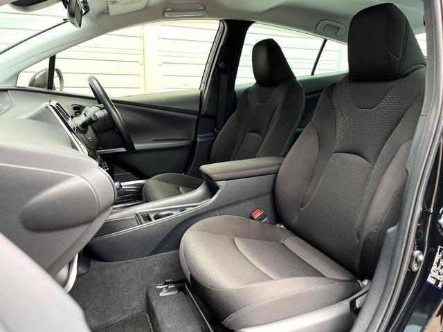 プリウス Ｓ　ＳＤナビ　バックカメラ　レーダークルーズ　コーナーセンサー　ＬＥＤヘッド　ＥＴＣ　純正１５インチアルミ　車線逸脱警報　オートライト　オートエアコン　ＣＤ　ＤＶＤ再生　フルセグ　ＬＥＤフォグ（36枚目）