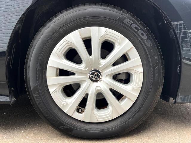 プリウス Ｓ　ＳＤナビ　バックカメラ　レーダークルーズ　コーナーセンサー　ＬＥＤヘッド　ＥＴＣ　純正１５インチアルミ　車線逸脱警報　オートライト　オートエアコン　ＣＤ　ＤＶＤ再生　フルセグ　ＬＥＤフォグ（57枚目）