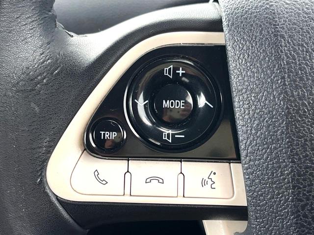 プリウス A モデリスタエアロ 衝突軽減ブレーキ レーダークルーズコントロール バックカメラ 純正15インチアルミ ドライブレコーダー オートマチックハイビーム ヘッドアップディスプレイ スマートキー ETC(25枚目)