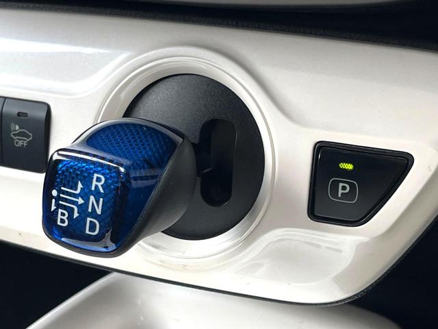 プリウス A モデリスタエアロ 衝突軽減ブレーキ レーダークルーズコントロール バックカメラ 純正15インチアルミ ドライブレコーダー オートマチックハイビーム ヘッドアップディスプレイ スマートキー ETC(35枚目)