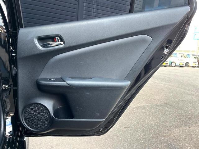 プリウス A モデリスタエアロ 衝突軽減ブレーキ レーダークルーズコントロール バックカメラ 純正15インチアルミ ドライブレコーダー オートマチックハイビーム ヘッドアップディスプレイ スマートキー ETC(45枚目)