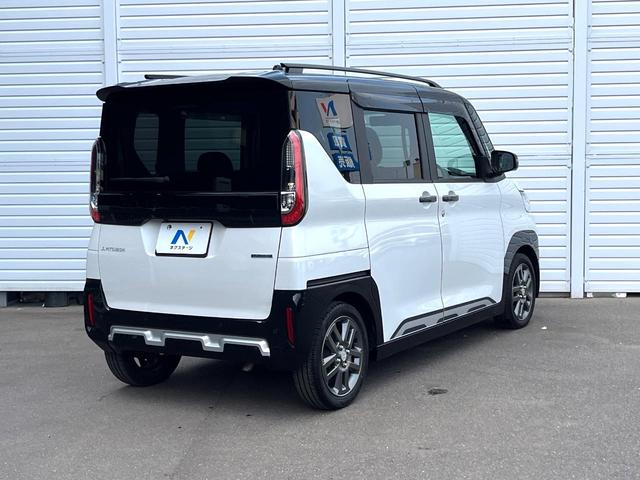 デリカミニ Ｔ　プレミアム　両側電動ドア　ＳＤナビ　全周囲カメラ　衝突被害軽減システム　レーダークルーズ　禁煙車　コーナーセンサー　スマートキー　ＬＥＤヘッド　ビルトインＥＴＣ　純正１５インチアルミ　オートハイビーム（15枚目）