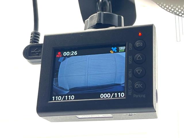 ワゴンＲ ＦＸリミテッド　ＳＤナビ　禁煙車　ドラレコ　スマートキー　ＨＩＤヘッド　ＥＴＣ　純正１４インチアルミ　オートエアコン　Ｂｌｕｅｔｏｏｔｈ　ＣＤ　ＤＶＤ再生　フルセグ（4枚目）