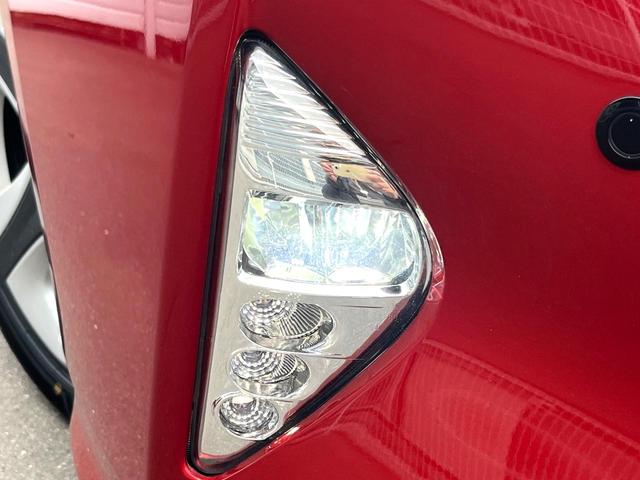 プリウス Ｓツーリングセレクション　純正ＳＤナビ　バックカメラ　衝突被害軽減システム　レーダークルーズ　禁煙車　コーナーセンサー　スマートキー　ＬＥＤヘッド　ビルトインＥＴＣ　純正１７インチアルミ　オートハイビーム（47枚目）