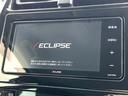 プリウス Ｓ　ＳＤナビ　バックカメラ　レーダークルーズ　コーナーセンサー　ＬＥＤヘッド　ＥＴＣ　純正１５インチアルミ　車線逸脱警報　オートライト　オートエアコン　ＣＤ　ＤＶＤ再生　フルセグ　ＬＥＤフォグ（4枚目）