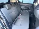 後部座席も気になるようなキズ・汚れやへたり等、大きなダメージはなく、良好な状態です。