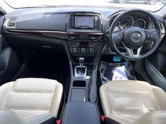 アテンザセダン レッド系（赤）の中古車を探すなら【グーネット】