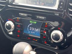 【オートエアコン】一度お好みの温度に設定すれば、車内の温度を検知し風量や温度を自動で調整。暑い…寒い…と何度もスイッチ操作をする必要はありません。快適な車内空間には必須の機能ですね♪ 5