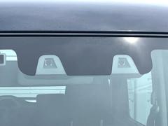 【スズキ　セーフティサポート】走行中に前方の車両等を認識し、衝突しそうな時は警報とブレーキで衝突回避と被害軽減をアシスト。より安全にドライブをお楽しみいただけます。 4