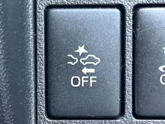 【スマートアシスト】走行中に前方の車両等を認識し、衝突しそうな時は警報とブレーキで衝突回避と被害軽減をアシスト。より安全にドライブをお楽しみいただけます。 5