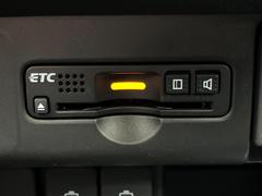 【ＥＴＣ】高速道路の料金所をストレスなく通過！話題のスポットやサービスエリアに多い「スマートIntercooler」利用時は必須のアイテムです。当店でセットアップを実施、ご納車当日からすぐにご利用いただけます！ 5