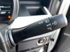 �ڥ����ȥ饤�ȡۼ�������뤵�˱����Ƽ�ư�ǥإåɥ饤�Ȥ��������������Ǥ��뵡ǽ�Ǥ����饤�Ȥ��դ�˺�졦�ä�˺��ʤɤ�̵���ʤꡢ��������ͼ�������Ԥ�¿����ȥ�ͥ��̲���������Ǥ��͢� 5