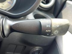 �ڥ����ȥ饤�ȡۼ�������뤵�˱����Ƽ�ư�ǥإåɥ饤�Ȥ��������������Ǥ��뵡ǽ�Ǥ����饤�Ȥ��դ�˺�졦�ä�˺��ʤɤ�̵���ʤꡢ��������ͼ�������Ԥ�¿����ȥ�ͥ��̲���������Ǥ��͢� 5