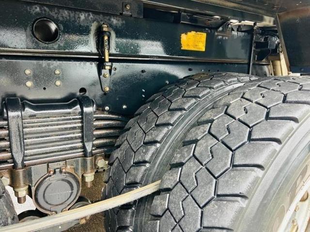 ギガ 　ダンプ　　土砂　　コボレーン付き、　ボディーメーカー末広自動車株式会社　３８０馬力　７速ミッション　リヤ自動バンパー　積載可能量８７００ｋｇ　エンジン型式６ＵＺ１　ベット付（19枚目）