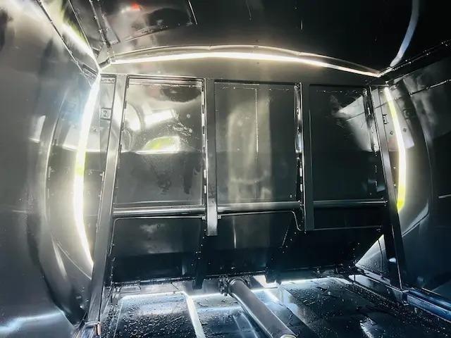 ヒノレンジャー 　プレスパッカー車／馬力２４０ＰＳ／６速ミッション／１０．２立米／バックカメラ付／ＬＥＤヘッドライト／ボディーメーカー極東ボディー／エンジン型式Ａ０５Ｃ／積載量可能量１３００ｋｇ（18枚目）