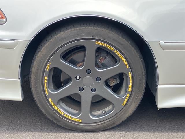マークII ツアラーＶ　走行１１７８２８ｋｍ　タイミングベルト交換済　社外足回り　ＴＲＤタワーバー　社外１７インチＡＷ　ＨＩＤヘッドライト　フルエアロ　ＥＴＣ　キーレスエントリー（19枚目）