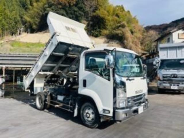 フォワード 　ダンプ　積載可能量３７００ｋｇ　極東製　電動コボレーン付　フロントメッキパーツ　走行７８９００ｋｍ　　エンジン型式４ＨＫ１　燃料タンク１００Ｌ１個　１９０馬力（2枚目）